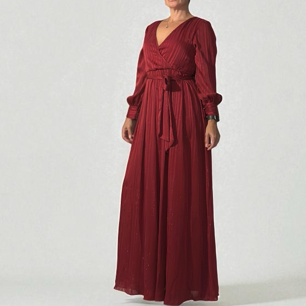 Elegant Long Sleeve Burgundy Maxi Dress